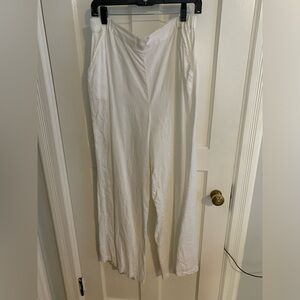 Like new white linen CP shades pants large